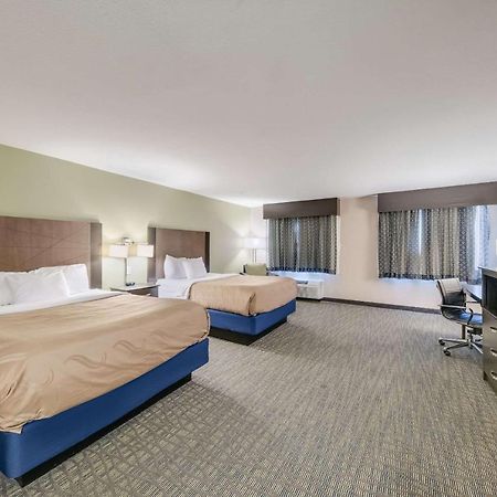 Quality Inn & Suites Адмор Екстериор снимка