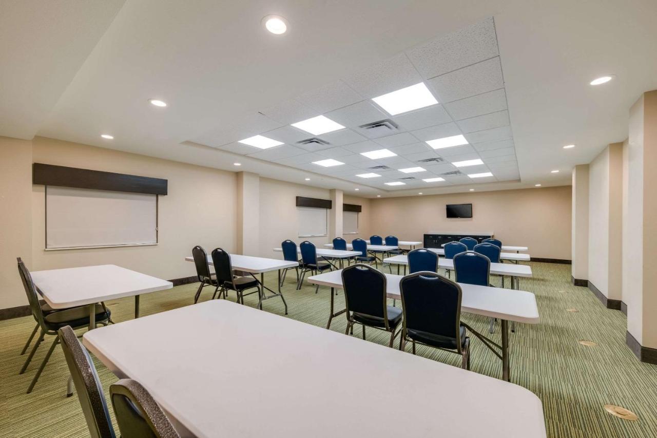 Quality Inn & Suites Адмор Екстериор снимка